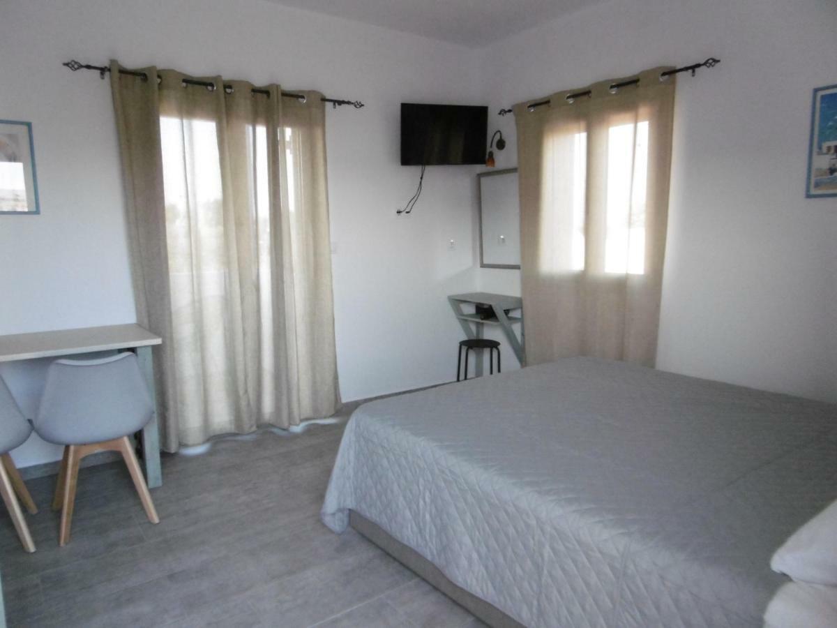 Skyros Koxilas Studios Exterior foto