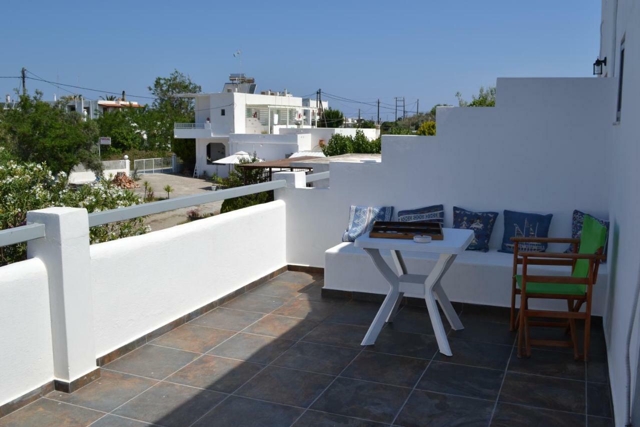 Skyros Koxilas Studios Exterior foto